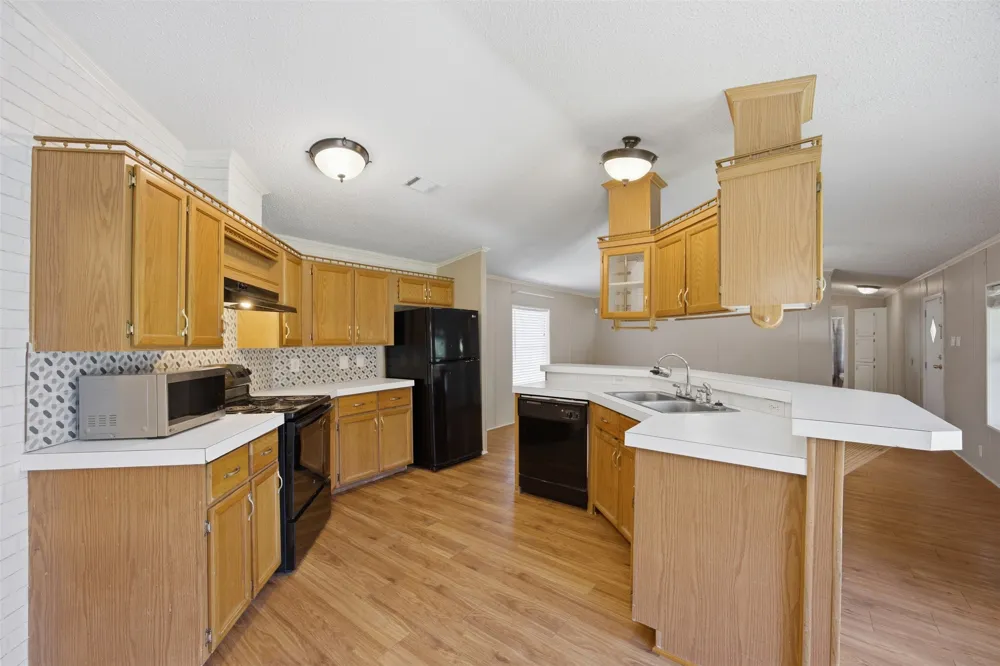 135 Side Saddle Drive Cedar Creek, TX 78612