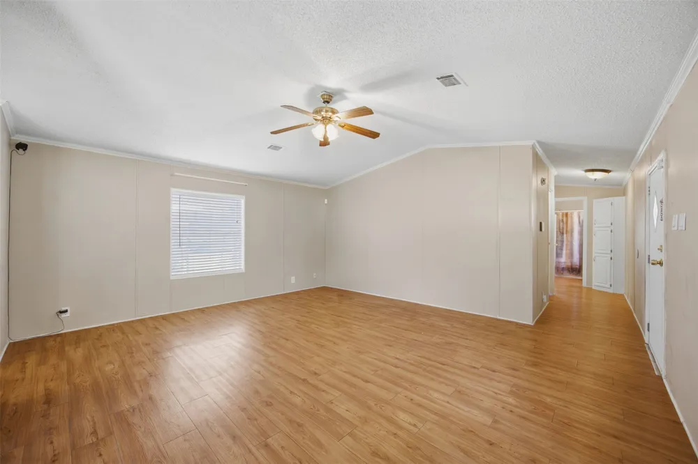 135 Side Saddle Drive Cedar Creek, TX 78612