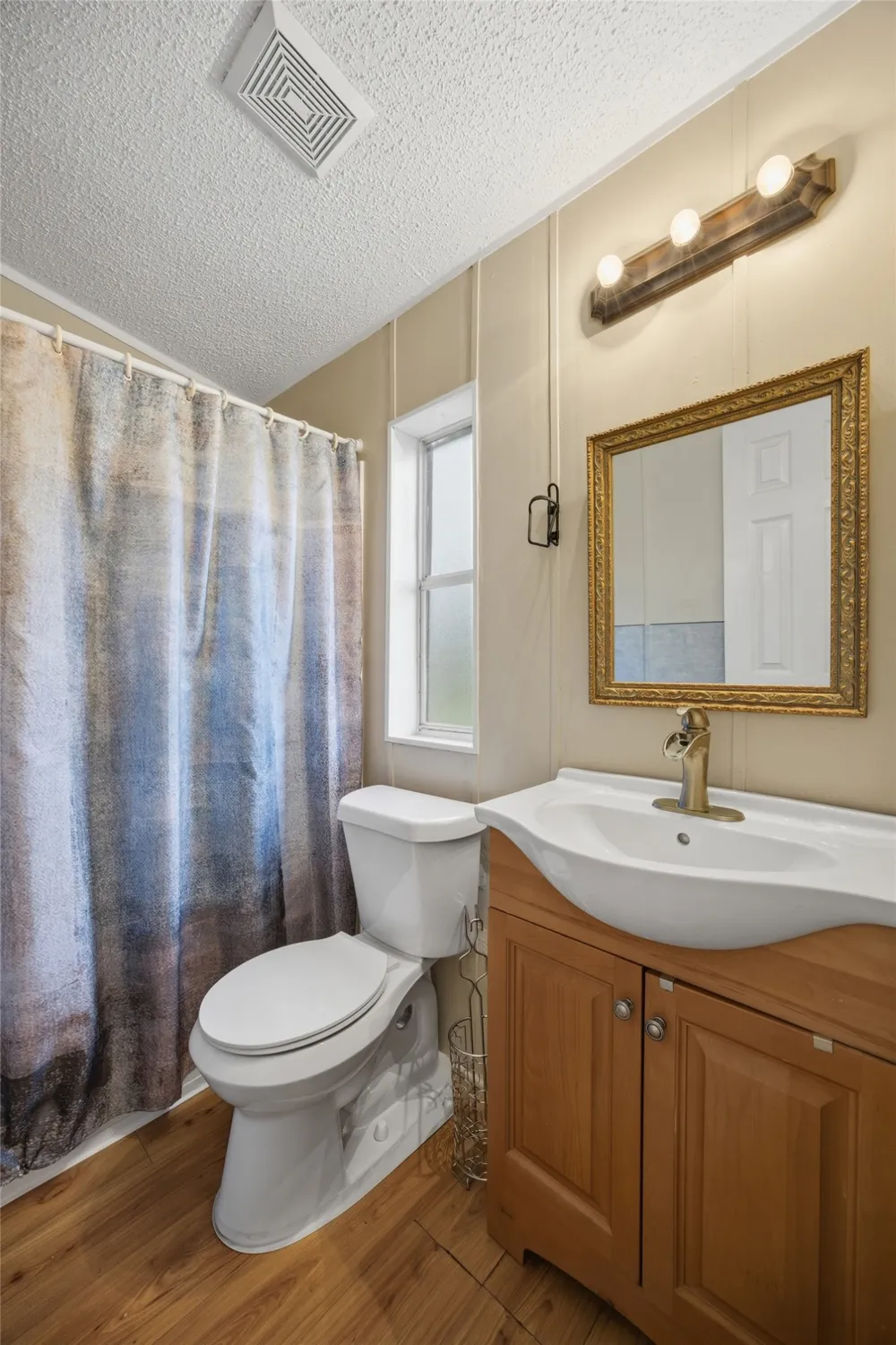 135 Side Saddle Drive Cedar Creek, TX 78612