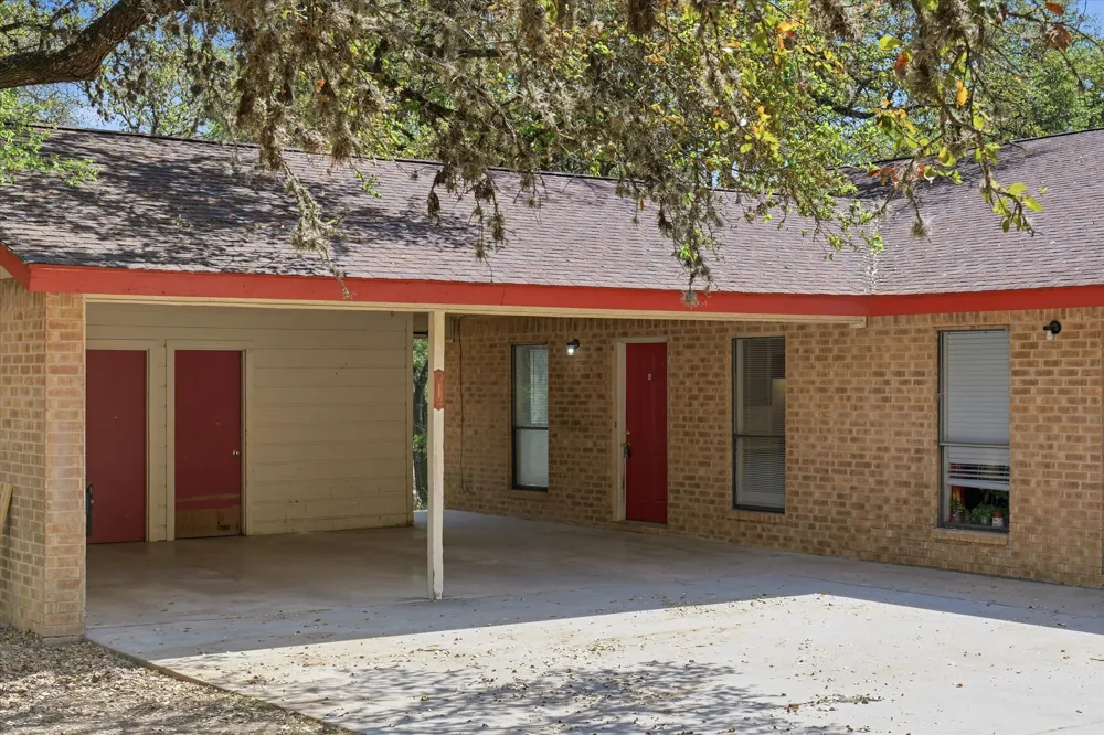 405 Whitetail Drive #B San Marcos, TX 78666
