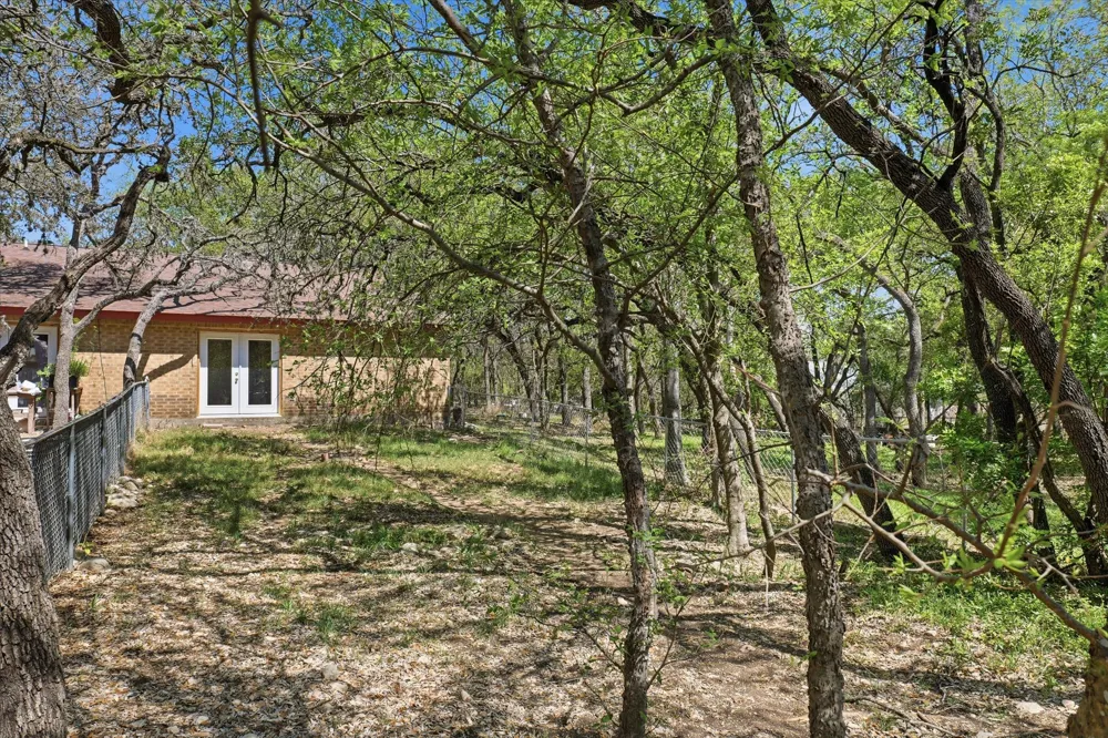 405 Whitetail Drive #B San Marcos, TX 78666