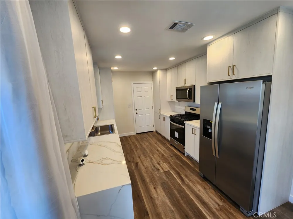 1364 Bell Street San Bernardino, CA 92404