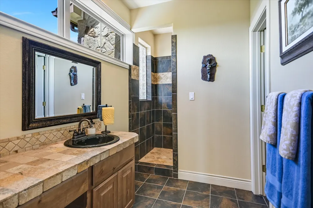 15936 Booth Circle Volente, TX 78641