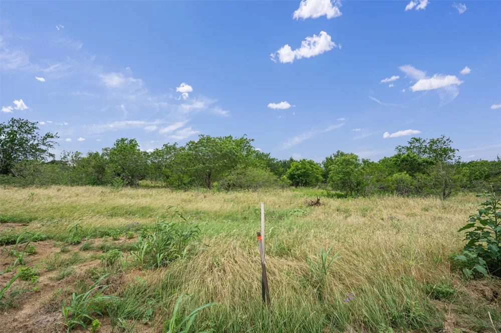 3315 County Road 463 Elgin, TX 78621