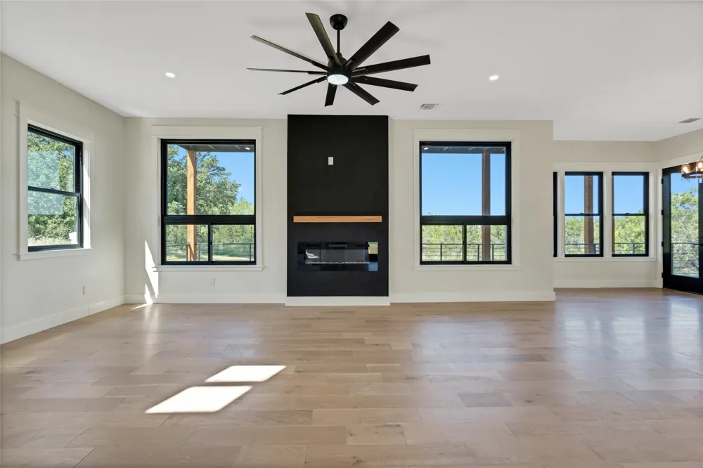 707 Broken Hills Horseshoe Bay, TX 78657
