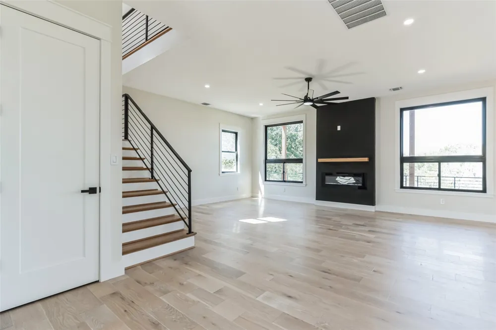 707 Broken Hills Horseshoe Bay, TX 78657