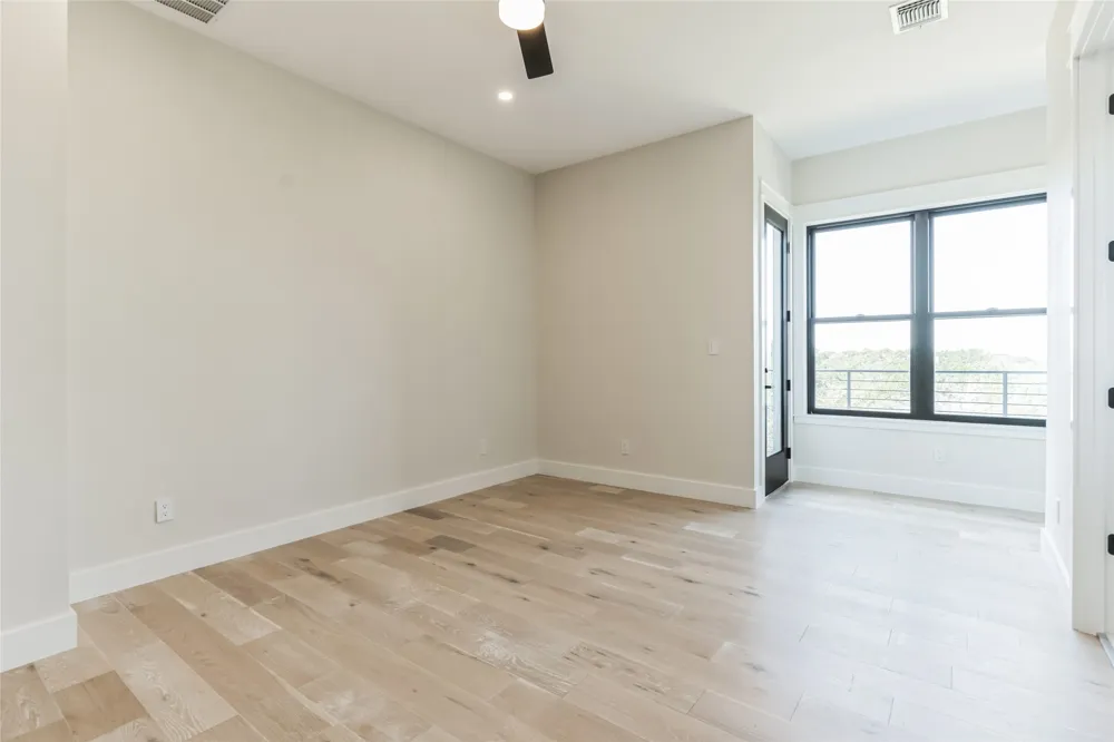 707 Broken Hills Horseshoe Bay, TX 78657