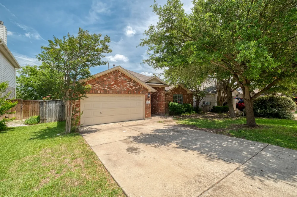 4499 Heritage Well Lane Round Rock, TX 78665