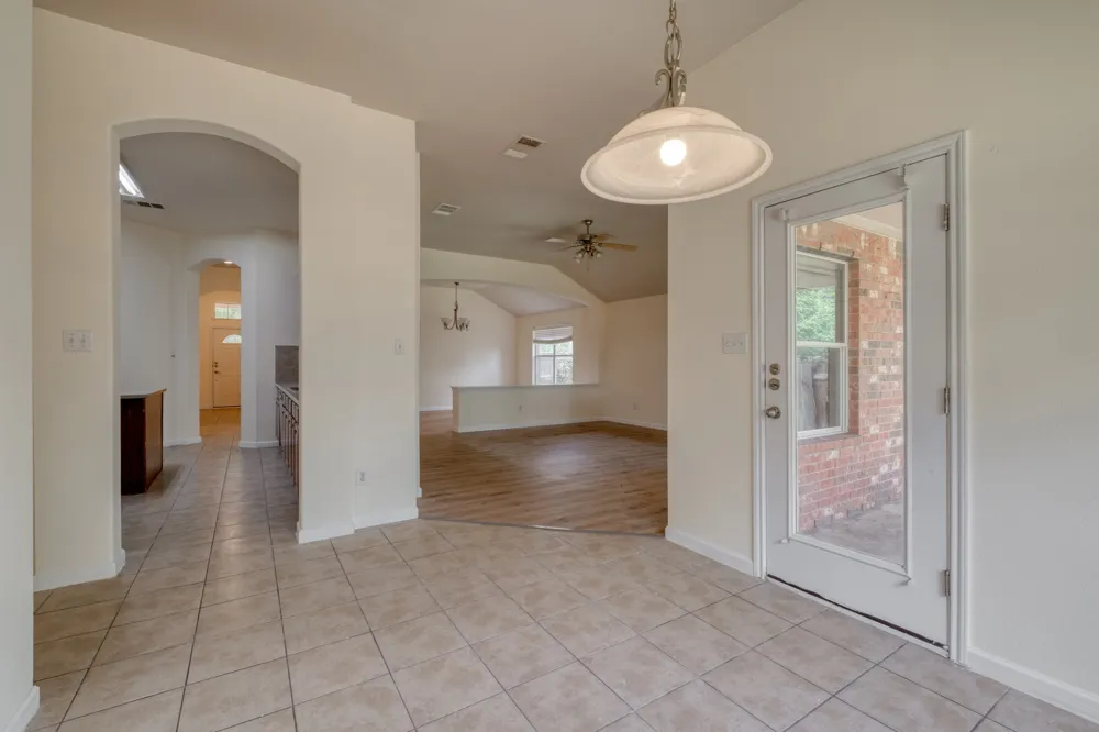 4499 Heritage Well Lane Round Rock, TX 78665