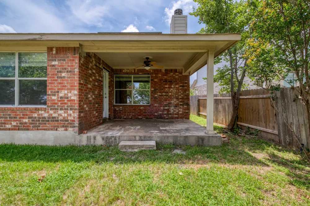 4499 Heritage Well Lane Round Rock, TX 78665