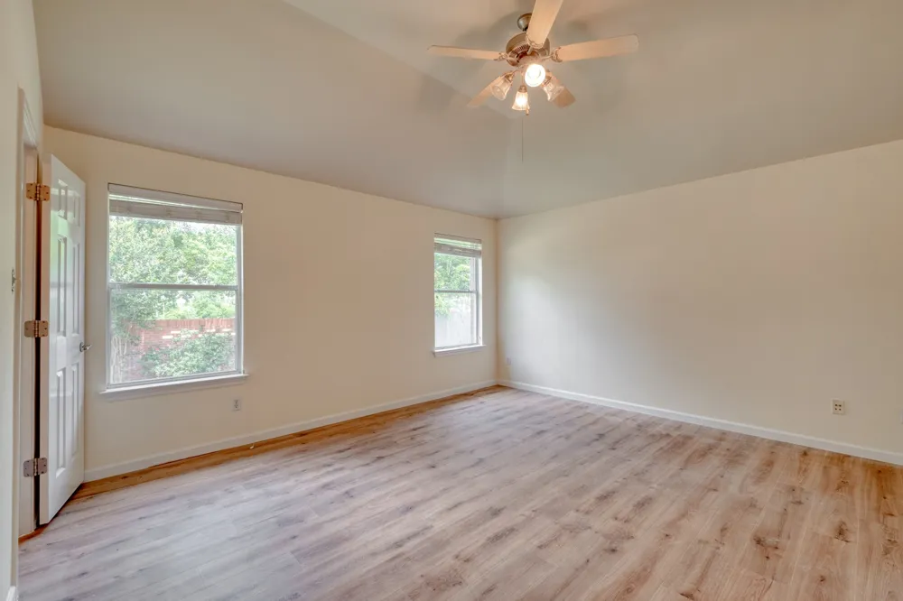 4499 Heritage Well Lane Round Rock, TX 78665