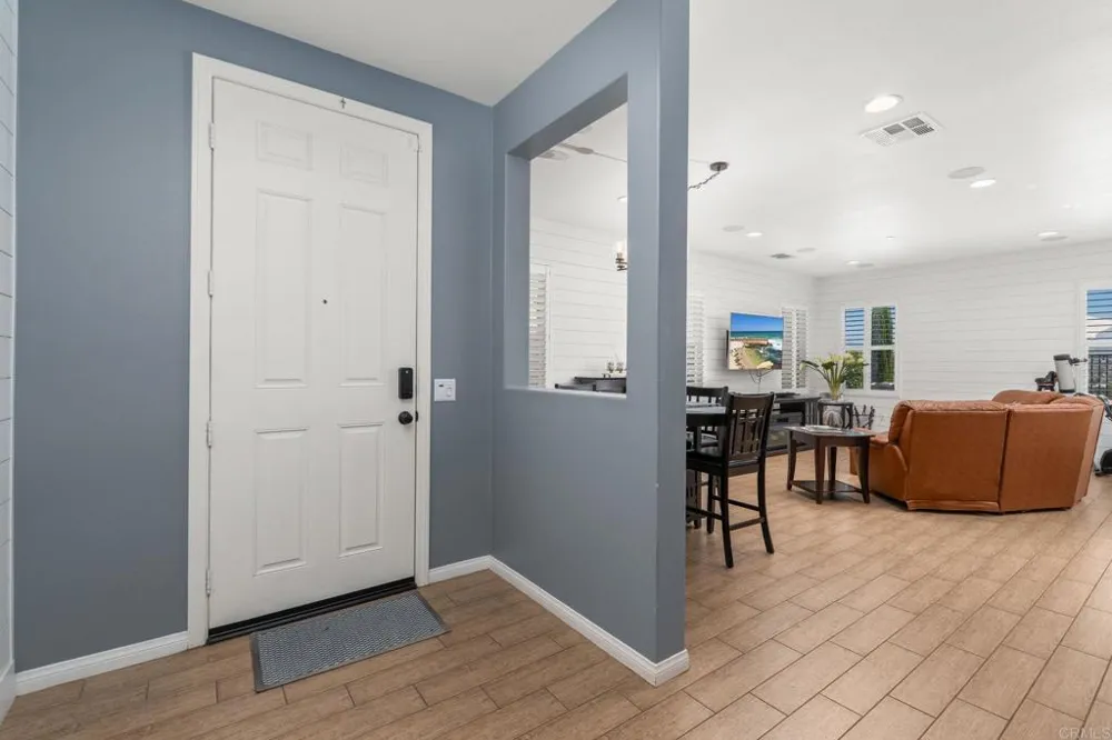13238 Mystic Way Lakeside, CA 92040