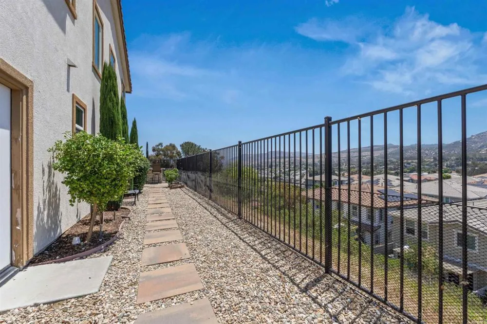 13238 Mystic Way Lakeside, CA 92040