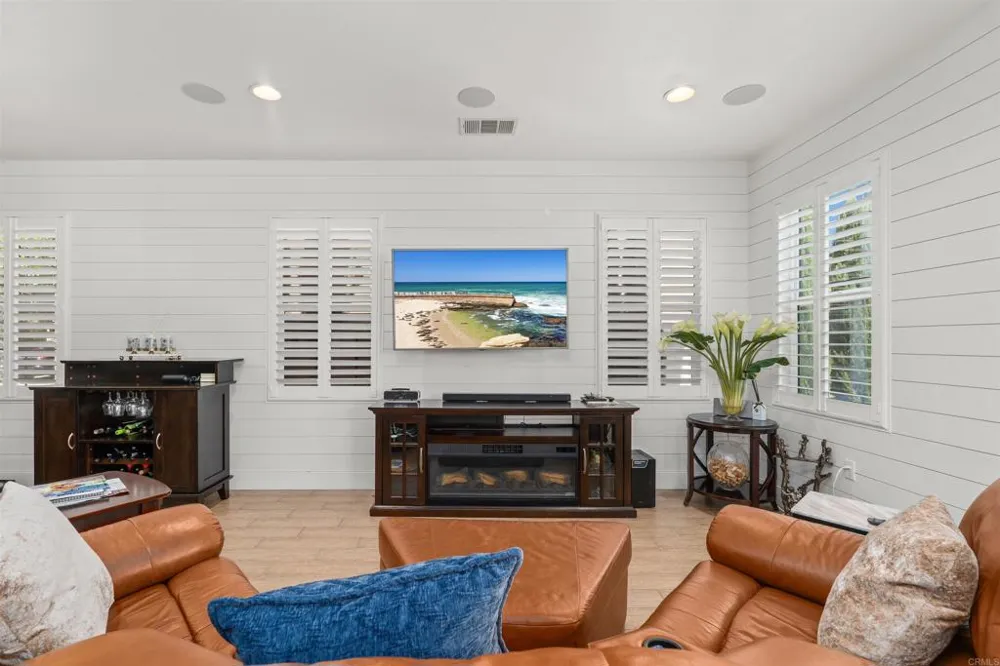 13238 Mystic Way Lakeside, CA 92040