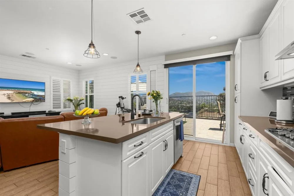 13238 Mystic Way Lakeside, CA 92040