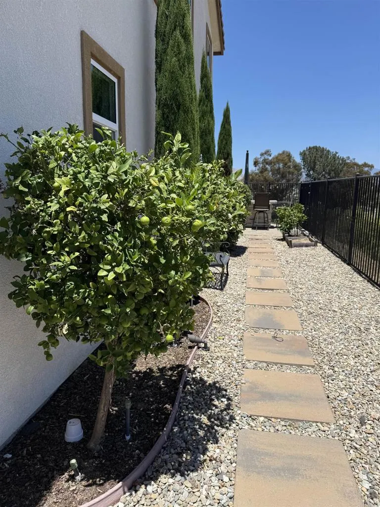 13238 Mystic Way Lakeside, CA 92040