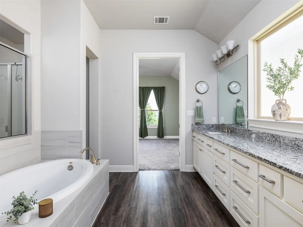 1329 Siena Sunset Road Leander, TX 78641