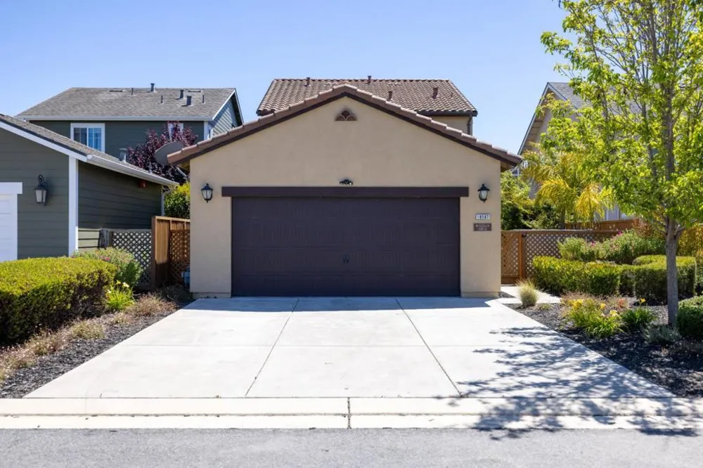 18587 Mcclellan Circle Marina, CA 93933
