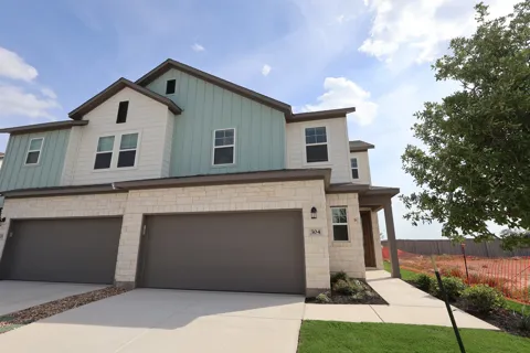 304 Emerie Way