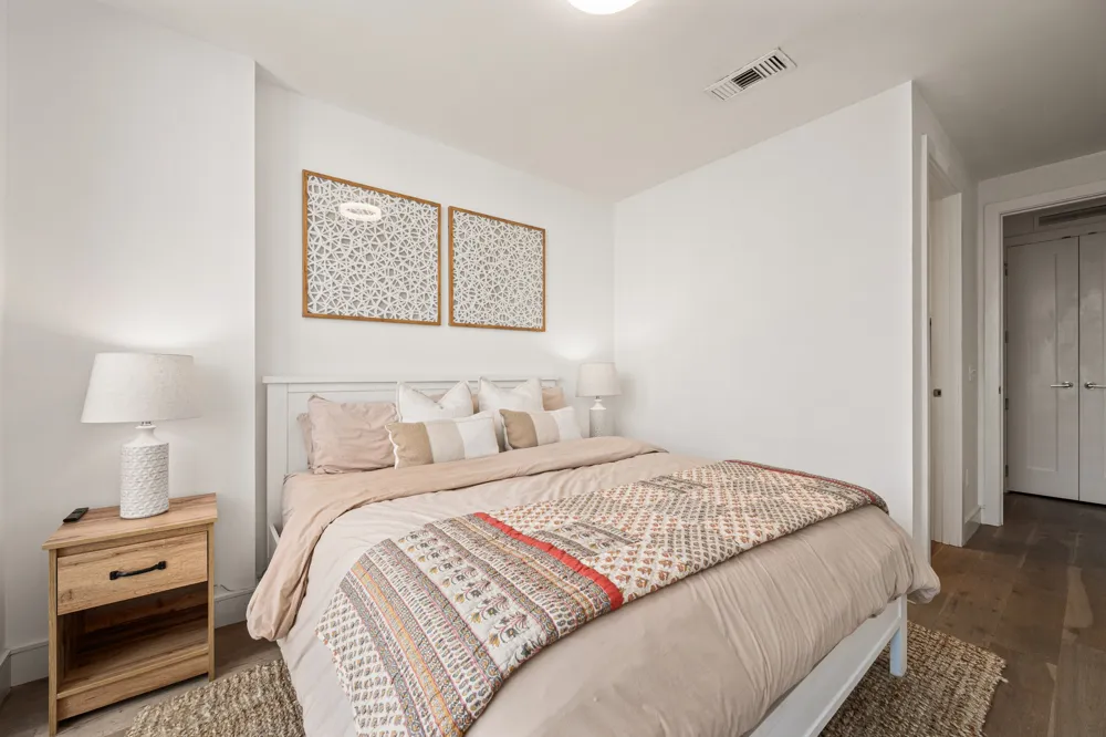 222 West Avenue #2507 Austin, TX 78701