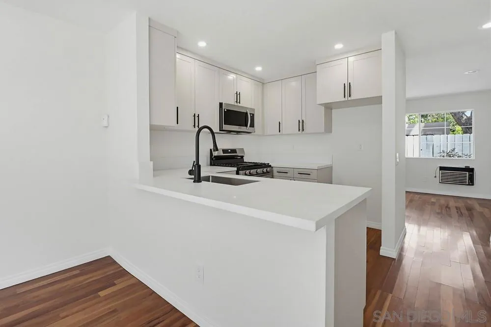 4536 Arizona #2 San Diego, CA 92116