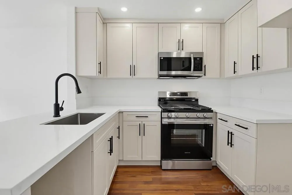 4536 Arizona #2 San Diego, CA 92116