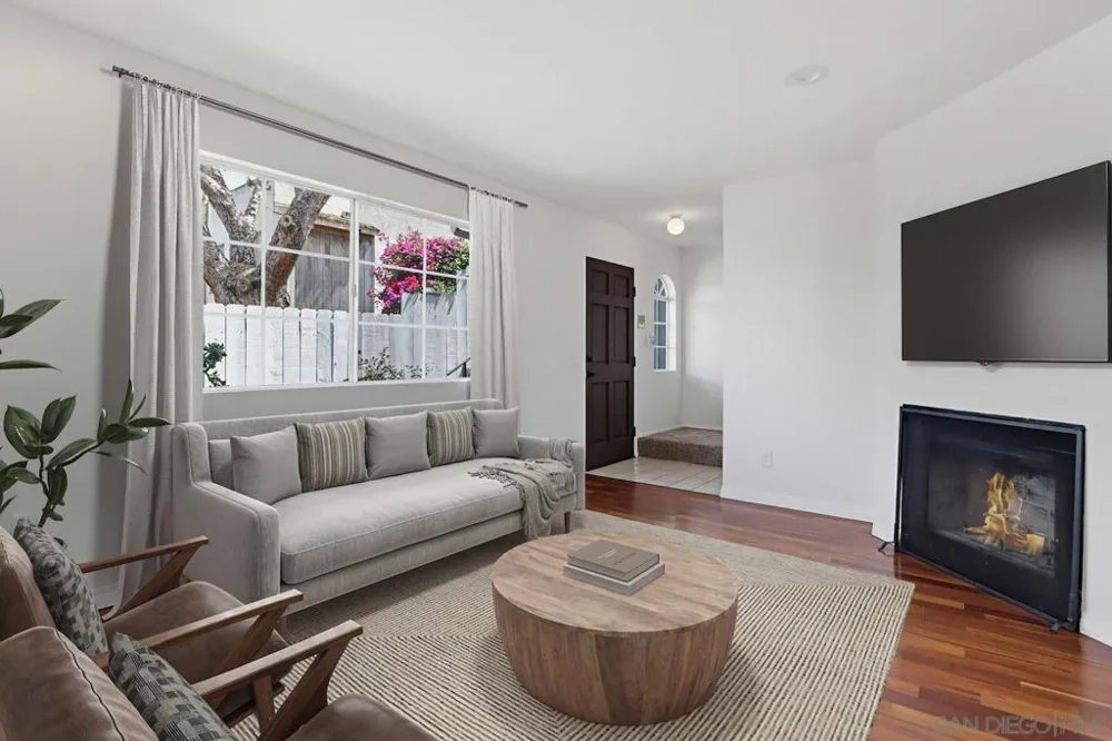 4536 Arizona #2 San Diego, CA 92116