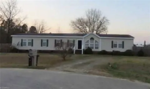 2 Cold Camp Drive