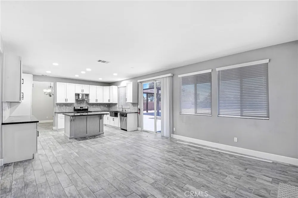 709 E Agape Avenue San Jacinto, CA 92583