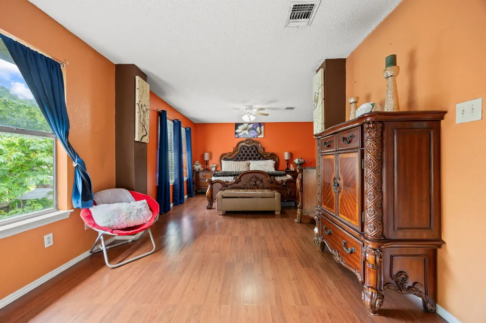 908 Tayside Drive Pflugerville, TX 78660
