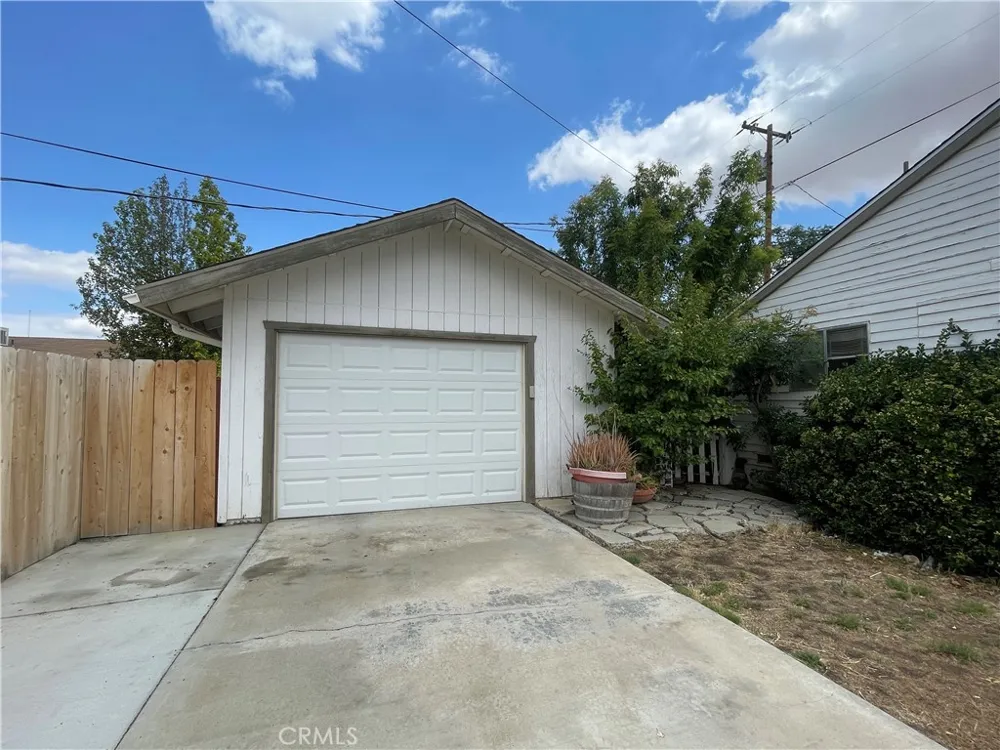 356 California Street Coalinga, CA 93210