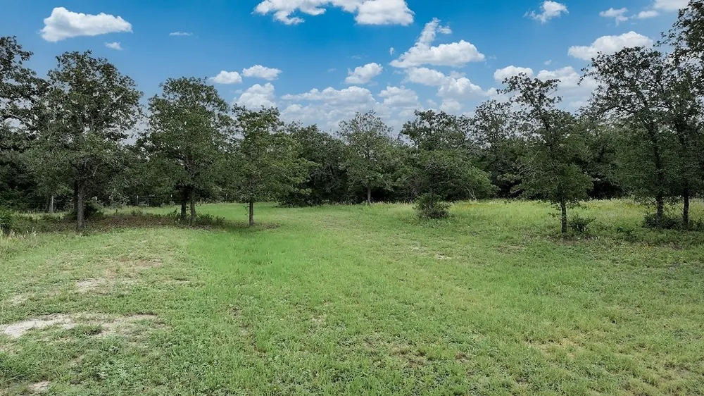 2625 Burke Road Flatonia, TX 78941