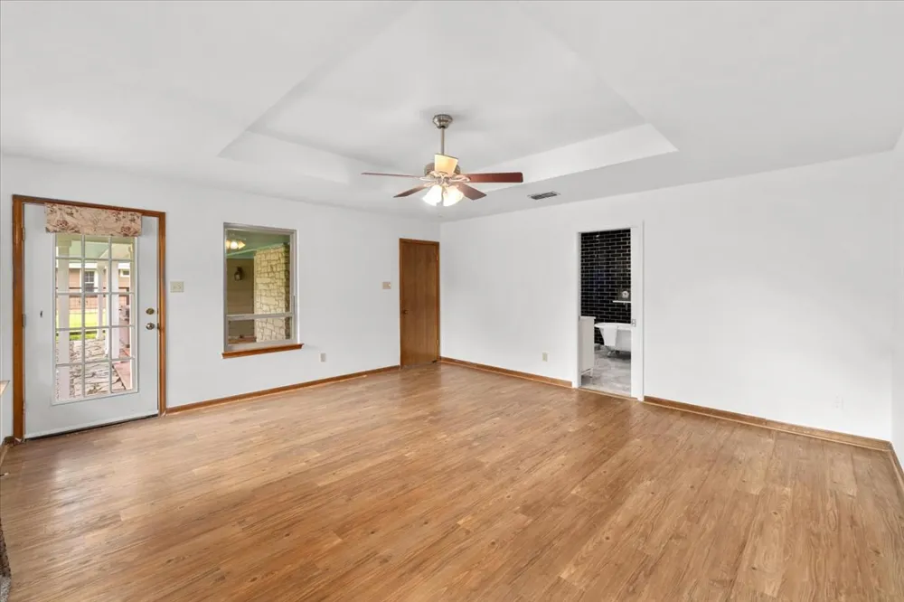 314 Turnstone Drive Buda, TX 78610