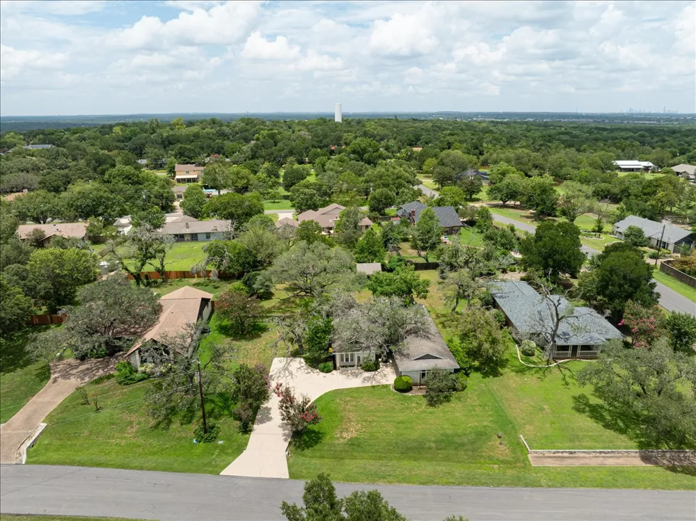 314 Turnstone Drive Buda, TX 78610