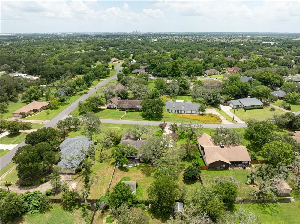 314 Turnstone Drive Buda, TX 78610