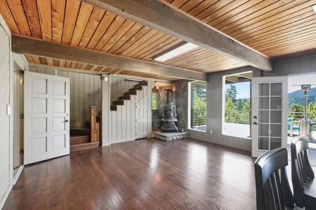 20955 Panorama Drive Los Gatos, CA 95033