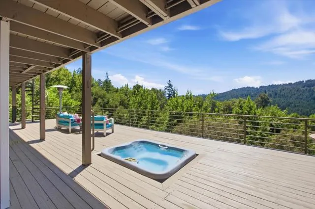 20955 Panorama Drive Los Gatos, CA 95033