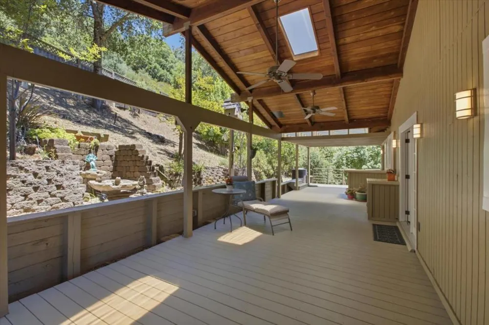 20955 Panorama Drive Los Gatos, CA 95033