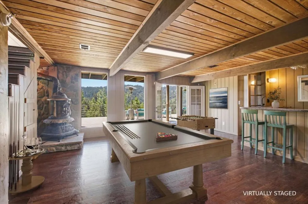 20955 Panorama Drive Los Gatos, CA 95033
