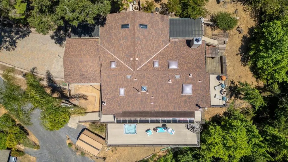 20955 Panorama Drive Los Gatos, CA 95033