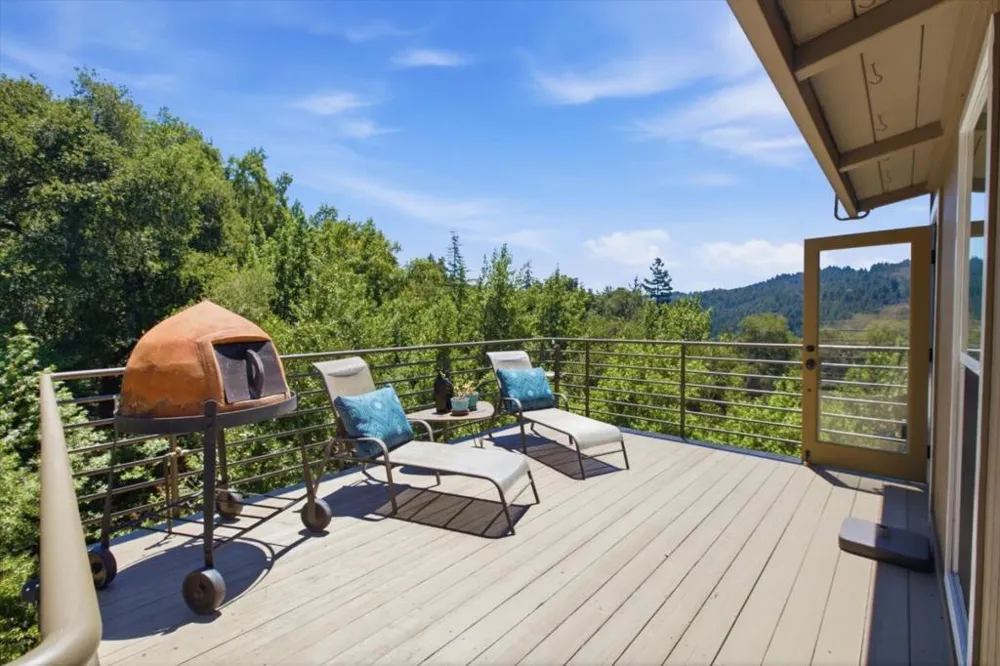20955 Panorama Drive Los Gatos, CA 95033