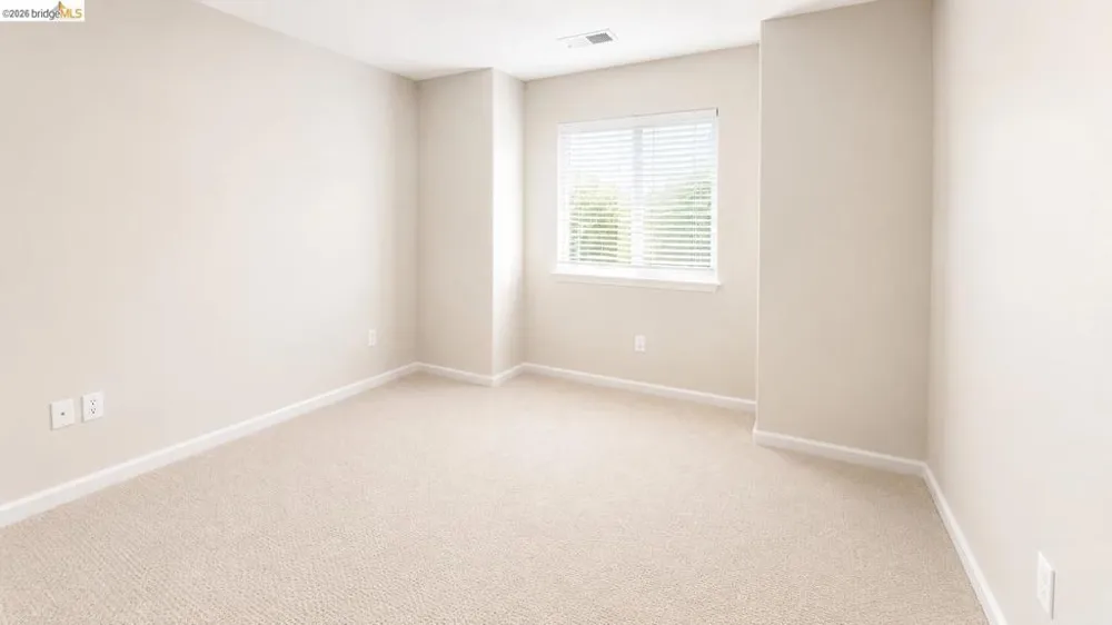 62 W Brookside Dr Cloverdale, CA 95425
