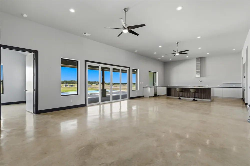 374 County Road 236 Florence, TX 76527
