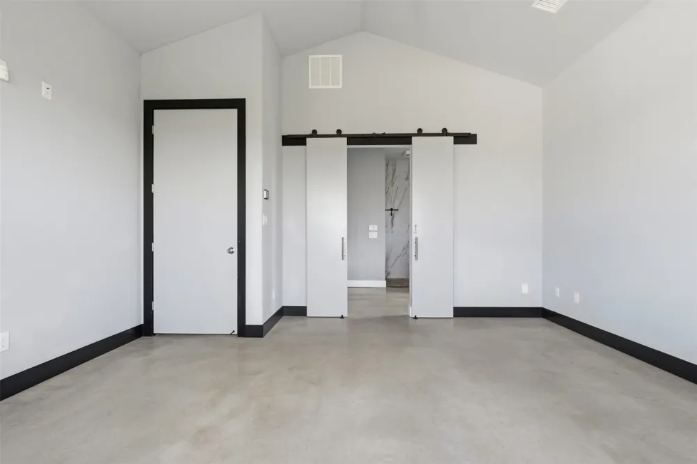 374 County Road 236 Florence, TX 76527