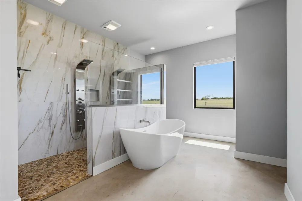 374 County Road 236 Florence, TX 76527