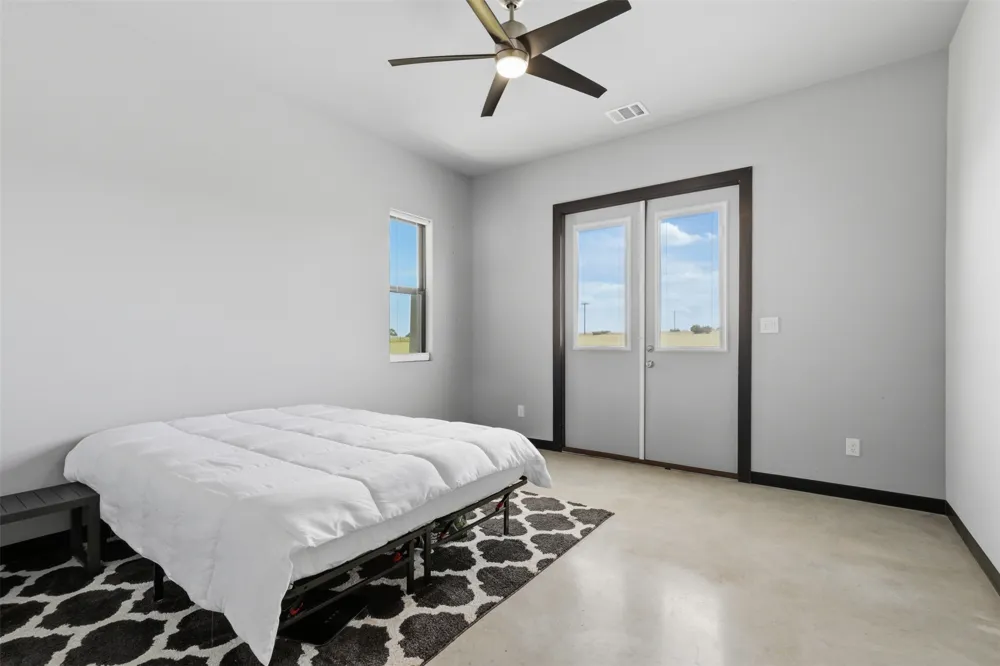 374 County Road 236 Florence, TX 76527