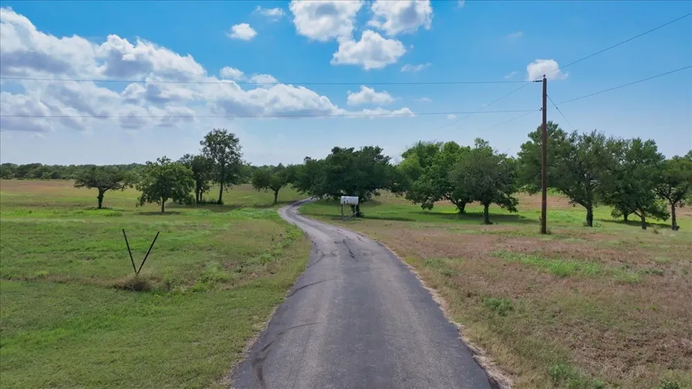 2522 S Robinson Drive Robinson, TX 76706