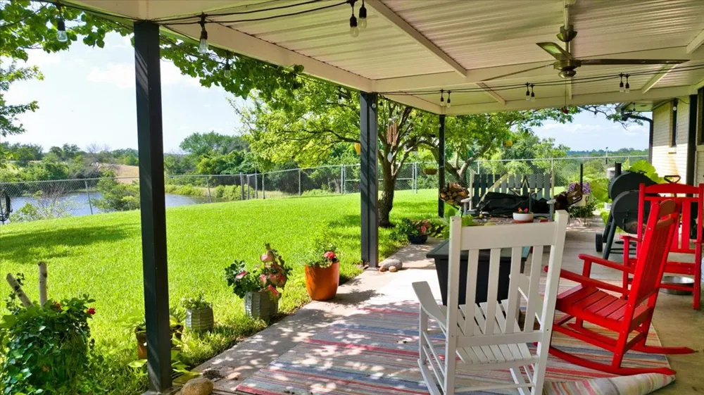 2522 S Robinson Drive Robinson, TX 76706