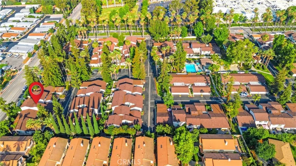 836 E Ponderosa Azusa, CA 91702