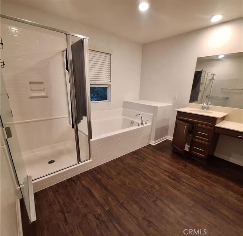 825 Parisa Place Upland, CA 91786